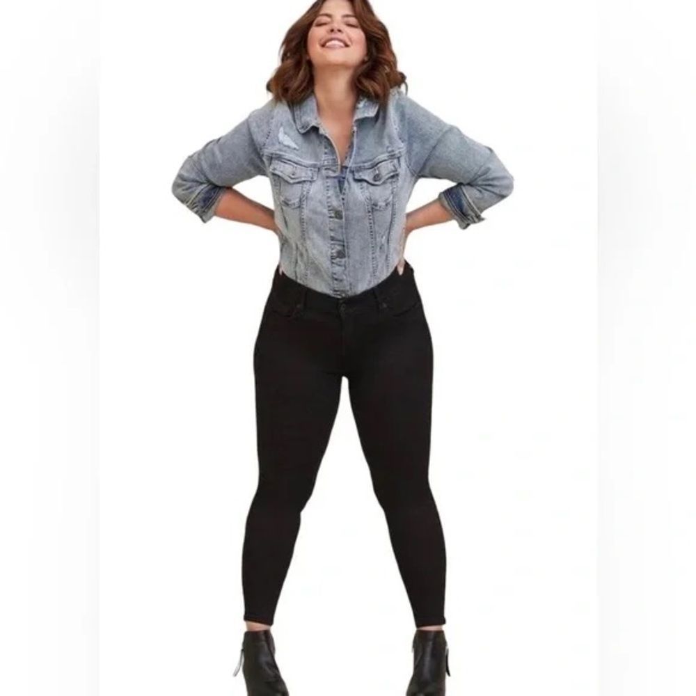 TORRID Bombshell Skinny High Rise Black Wash Stretch Jeans 11316603 Size 20R
